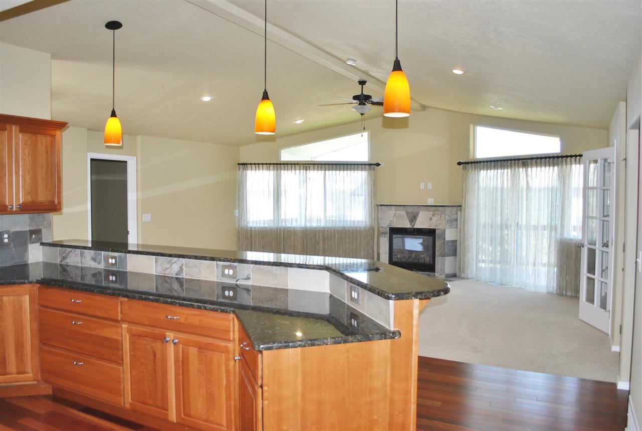 2209 Sunrise Dr - Photo 6