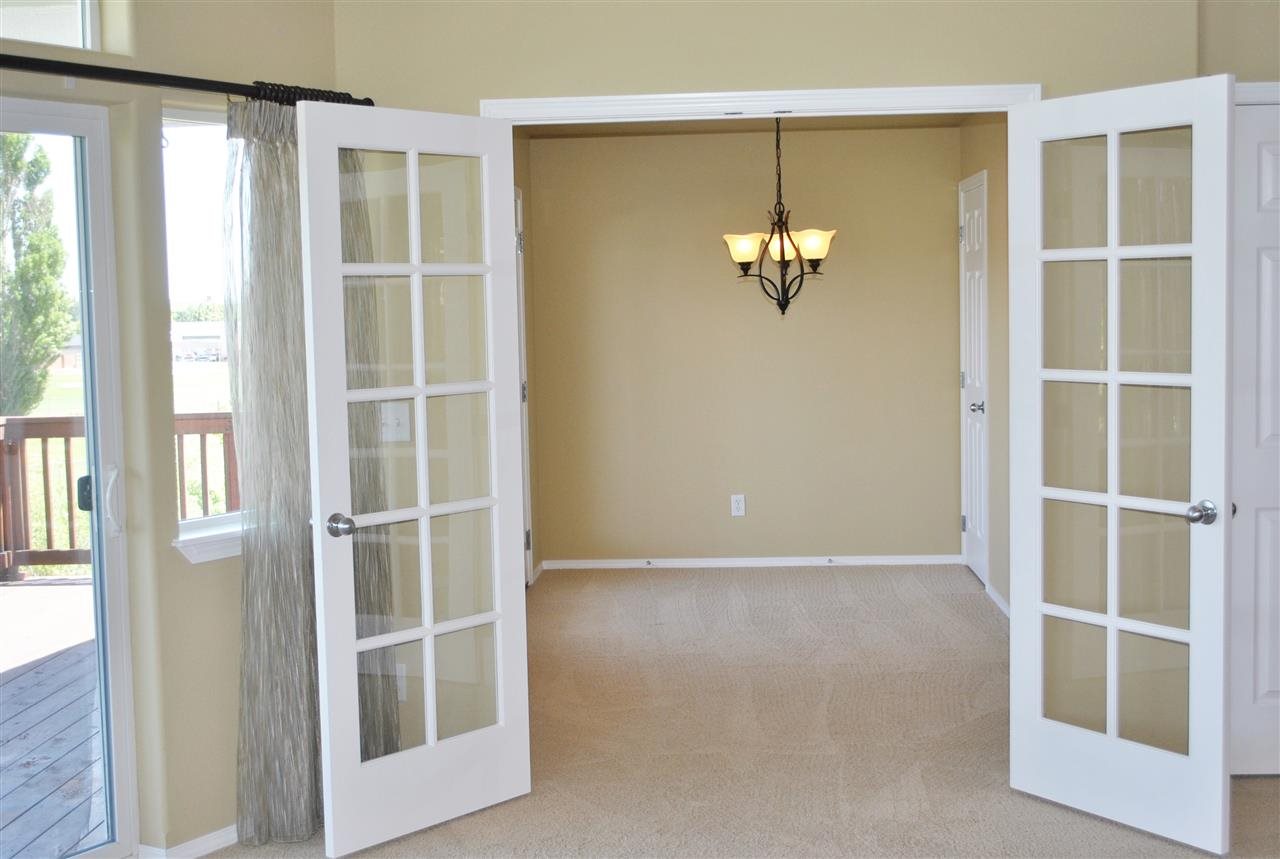 2209 Sunrise Dr - Photo 9