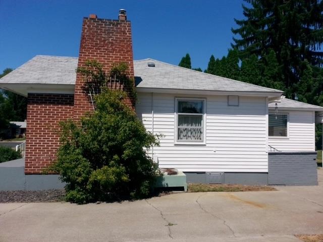 5812 N C St - Photo 16