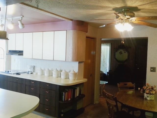 5812 N C St - Photo 8
