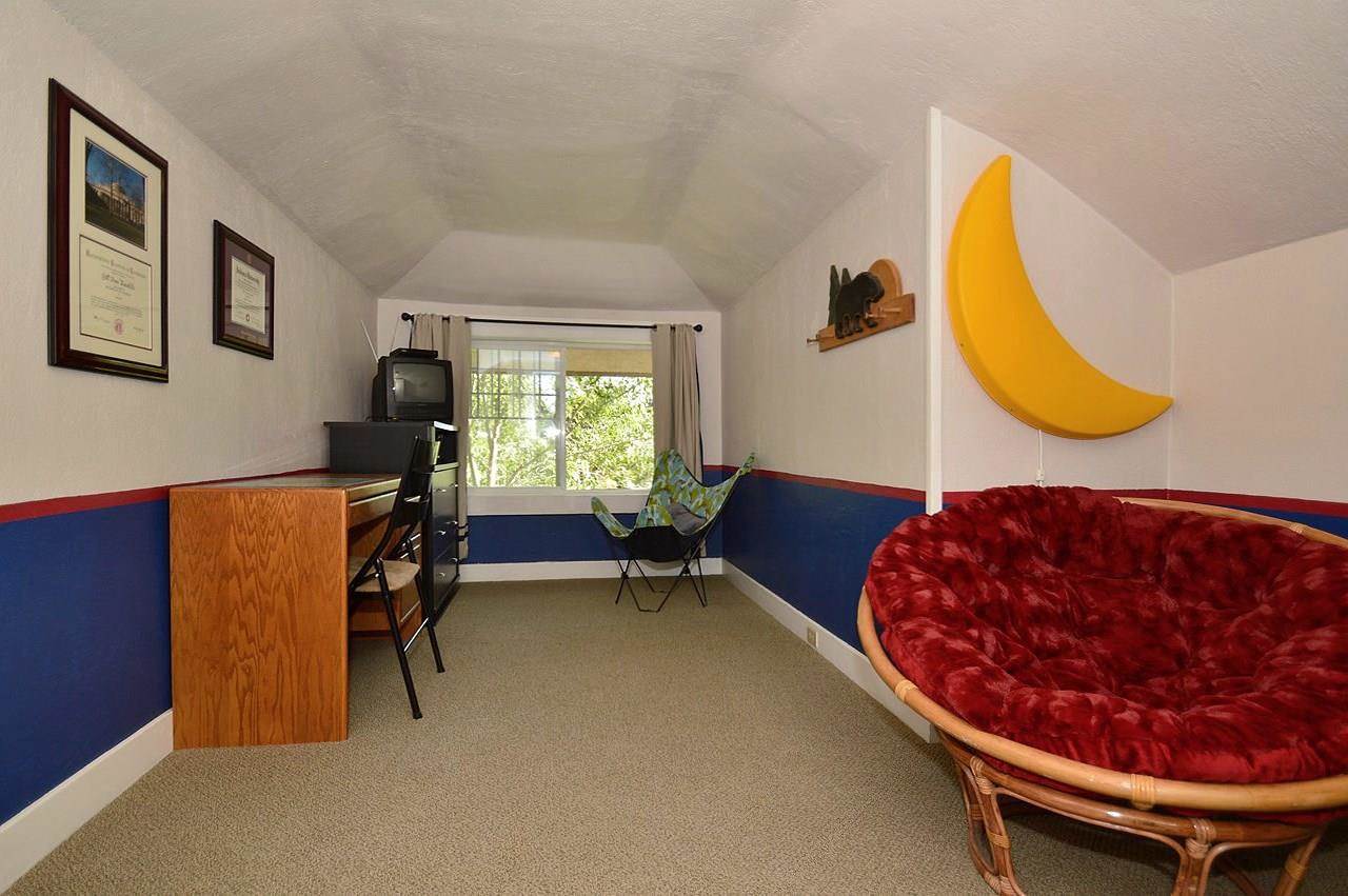 803 E 36th Ave - Photo 13
