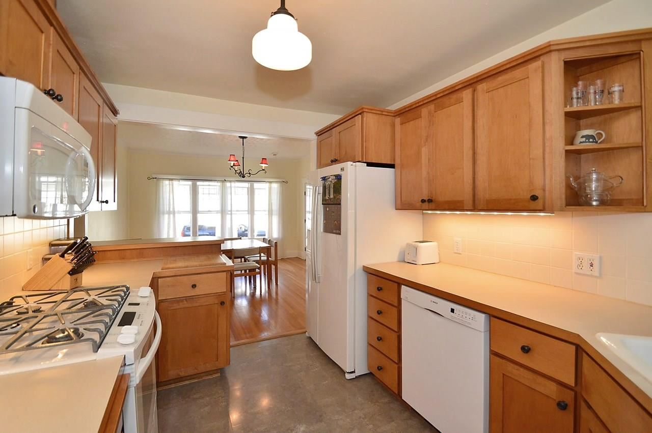 803 E 36th Ave - Photo 9