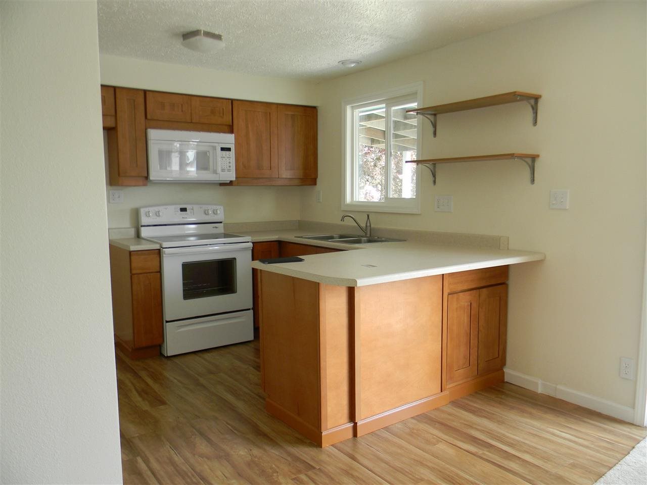 2604 N Bradley Rd - Photo 2