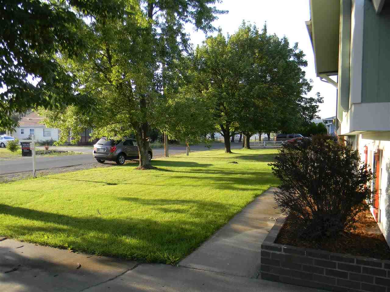 2604 N Bradley Rd - Photo 20