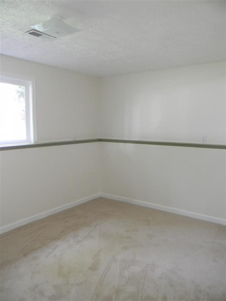 2604 N Bradley Rd - Photo 10