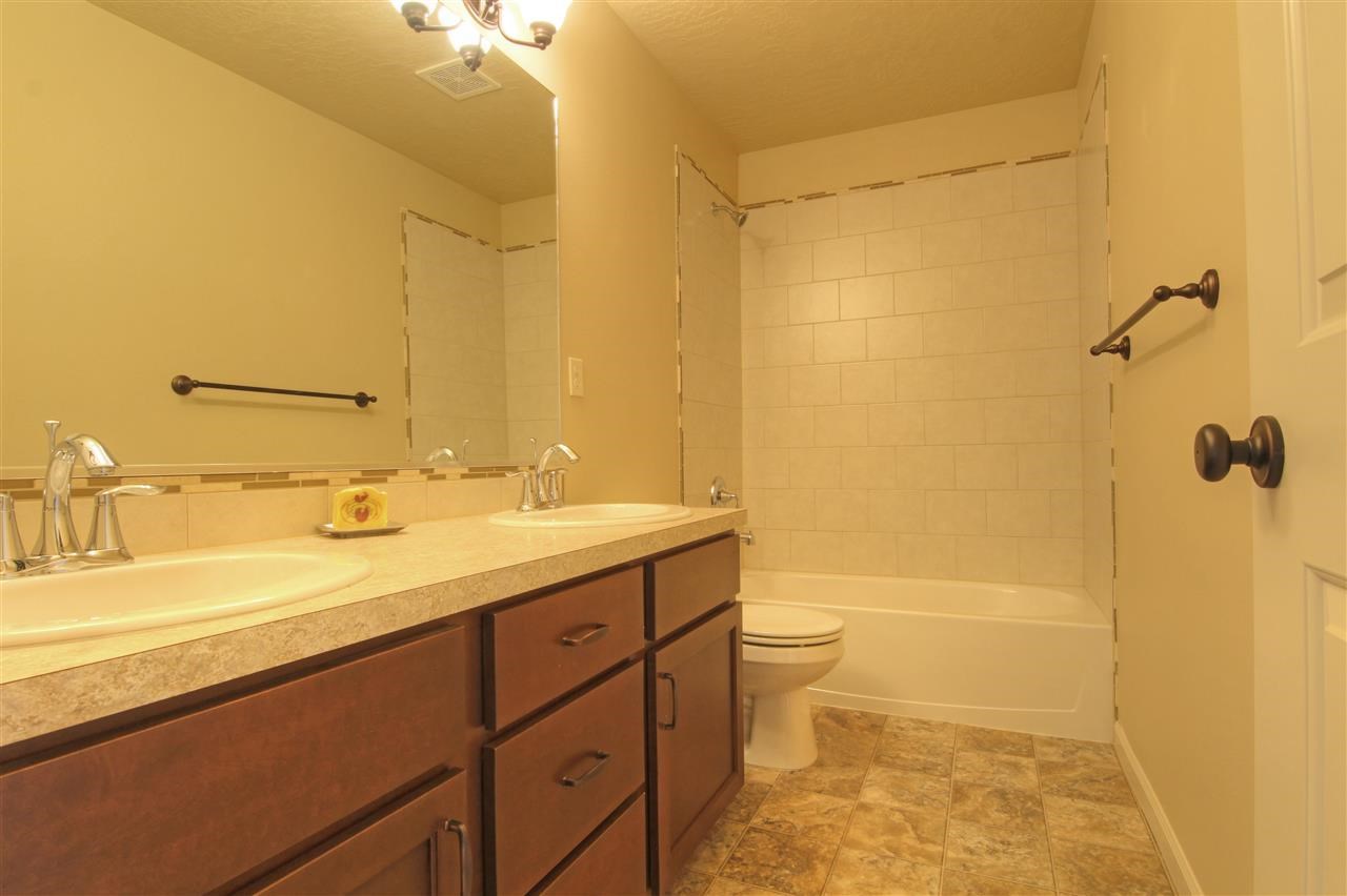 5503 S Oakridge - Photo 11