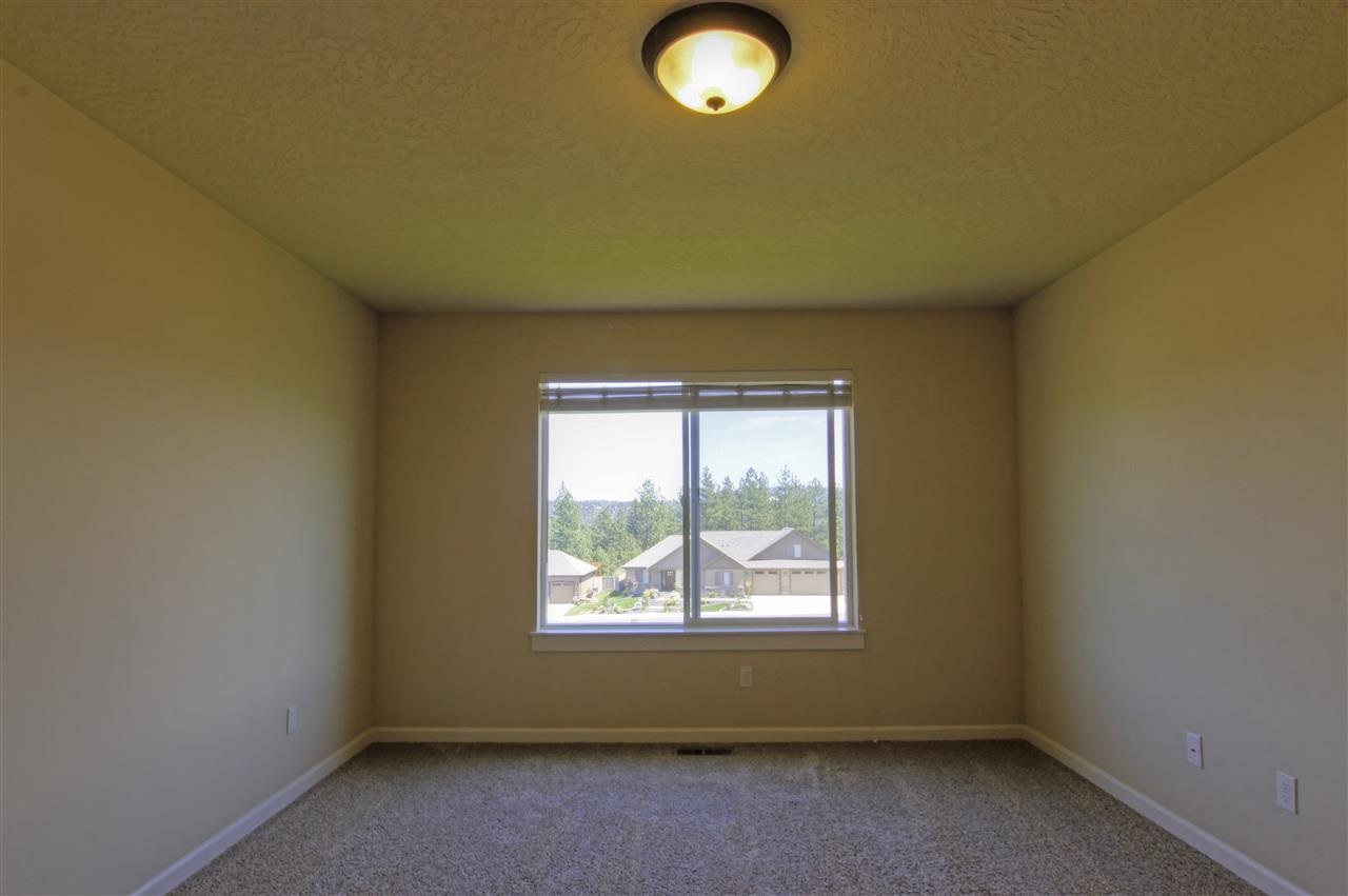 5503 S Oakridge - Photo 13