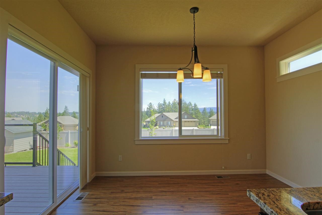 5503 S Oakridge - Photo 8