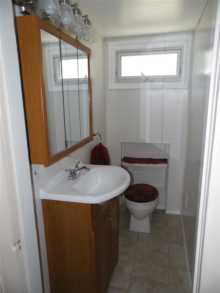 519 W 3rd St - Photo 5