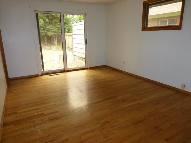 6104 N Fleming St - Photo 8