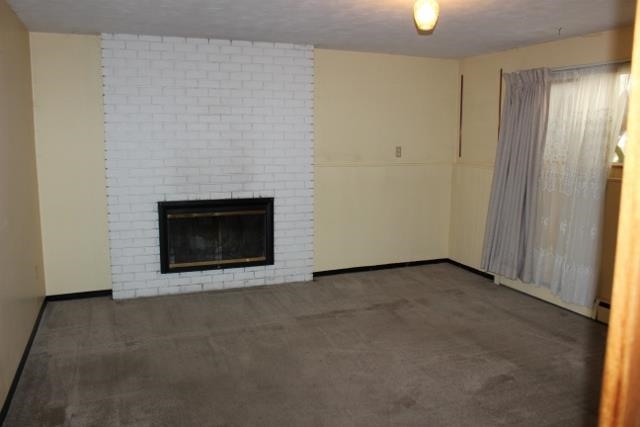 2710 W Woodside - Photo 11