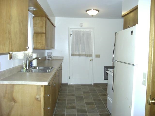 100 S Fea Avenue - Photo 7
