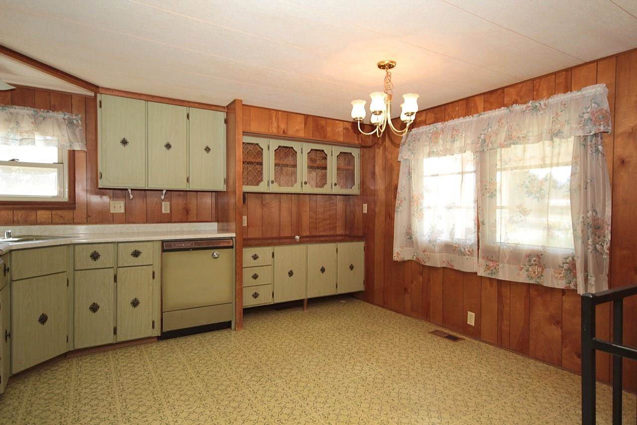 3507 N Beige St - Photo 9