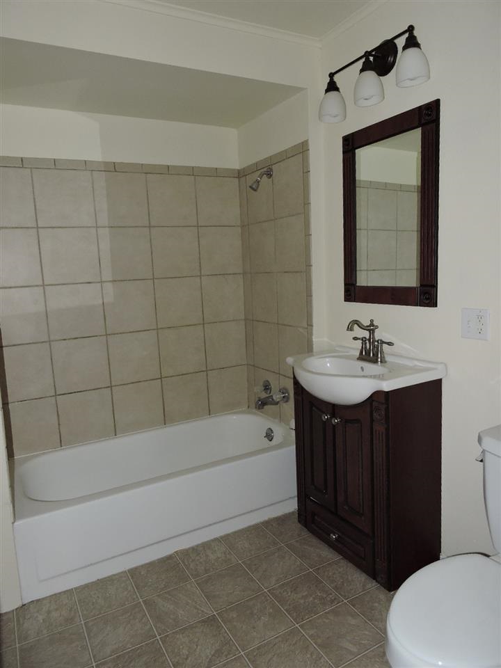 2908 E 17TH - Photo 9