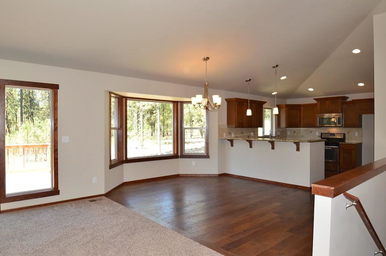 10702 S CEDAR Rd - Photo 5