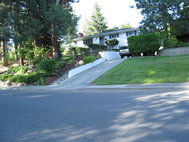 4824 N Greenwood Blvd - Photo 1