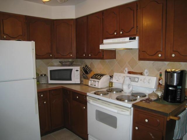 4824 N Greenwood Blvd - Photo 9