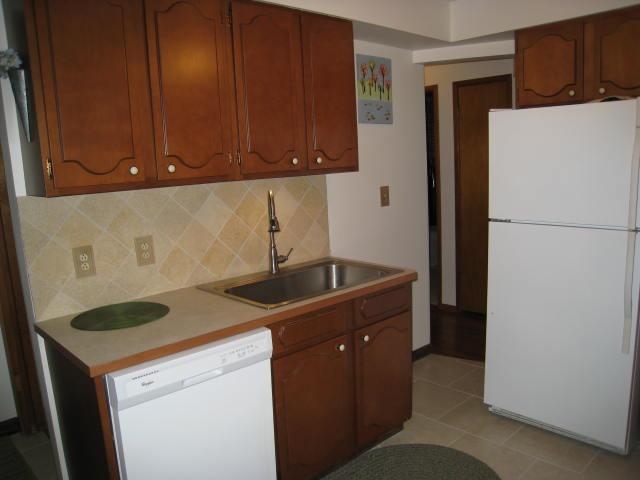 4824 N Greenwood Blvd - Photo 10