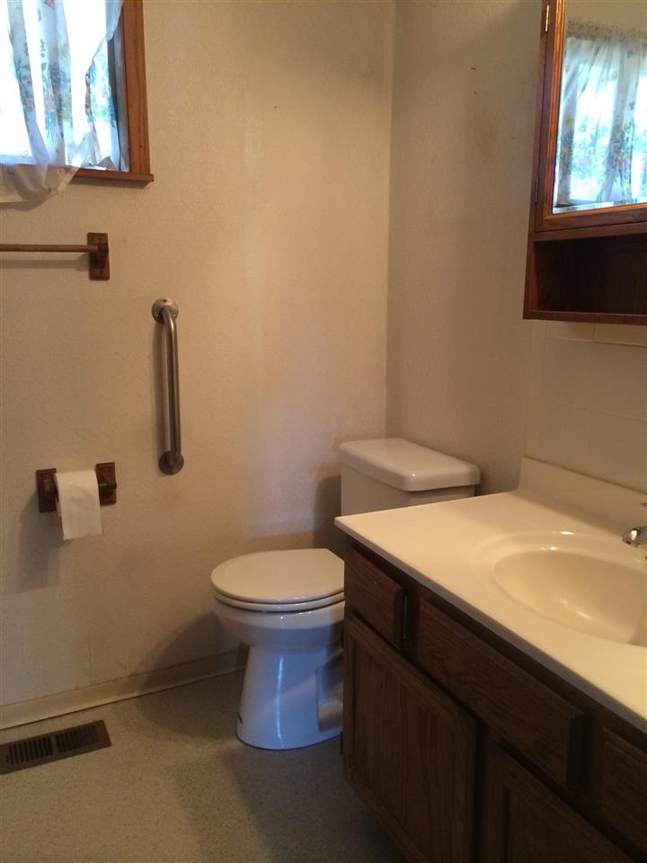 8620 E BROADWAY Ave - Photo 5