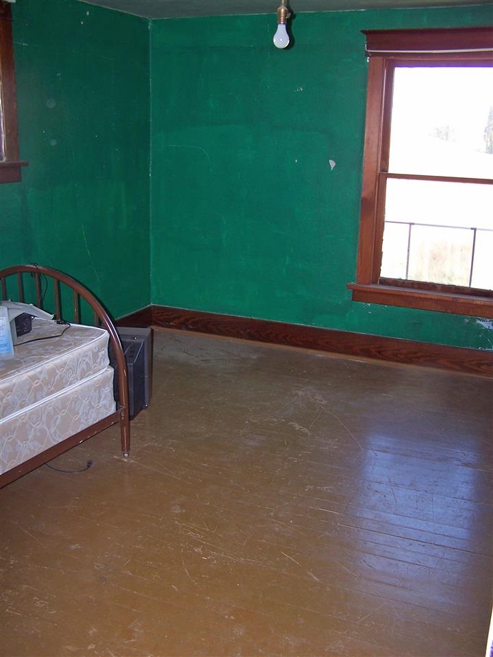 1902 Gashous Rd - Photo 8