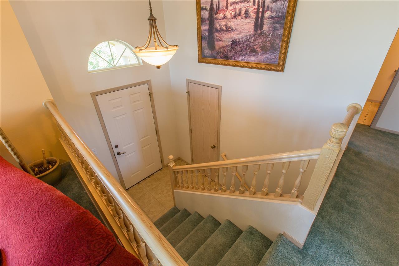 1020 S Marigold Ct - Photo 3