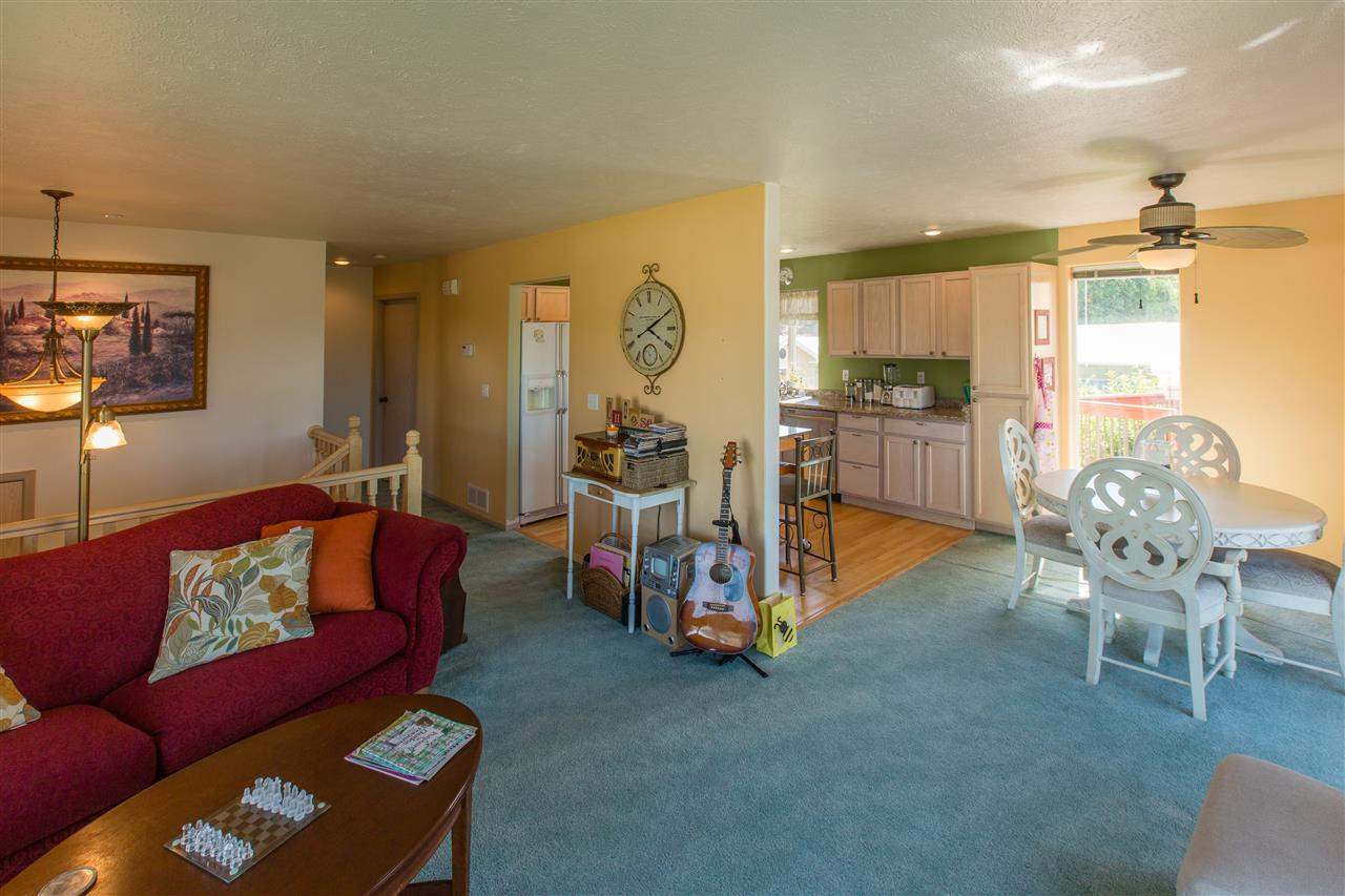 1020 S Marigold Ct - Photo 5
