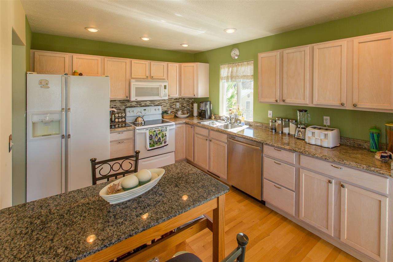 1020 S Marigold Ct - Photo 7