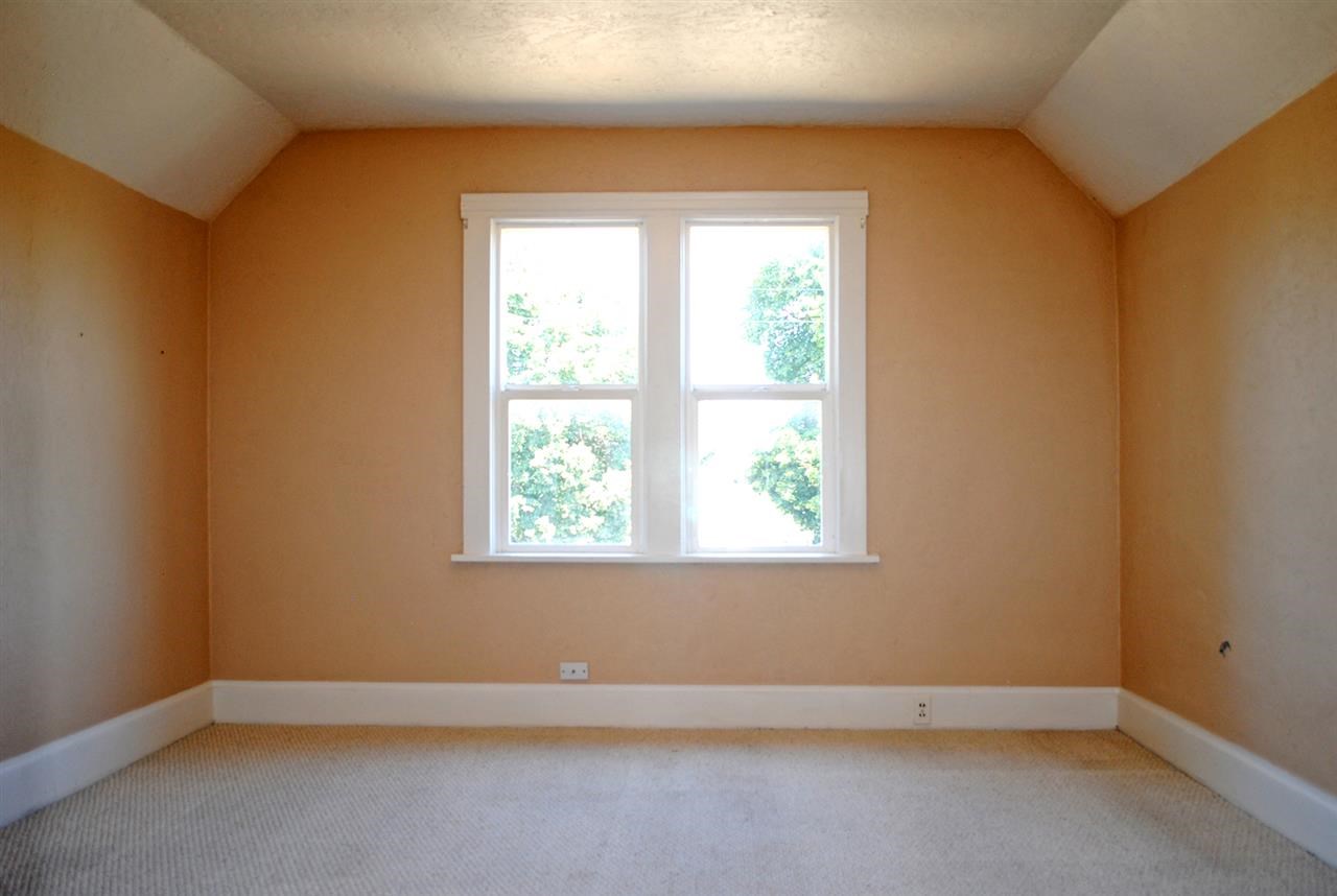 2111 W Boone Ave - Photo 13