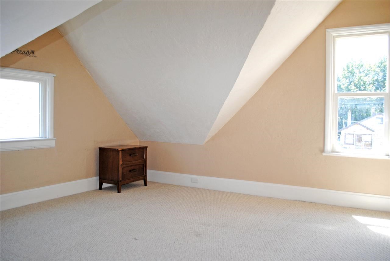 2111 W Boone Ave - Photo 14