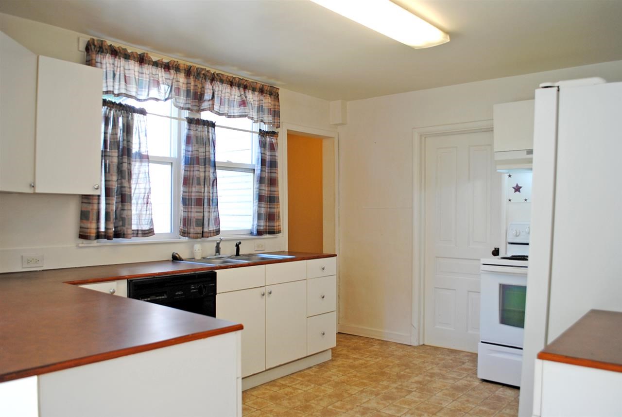 2111 W Boone Ave - Photo 3