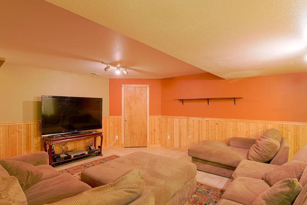 5018 E 18th Court - Photo 11
