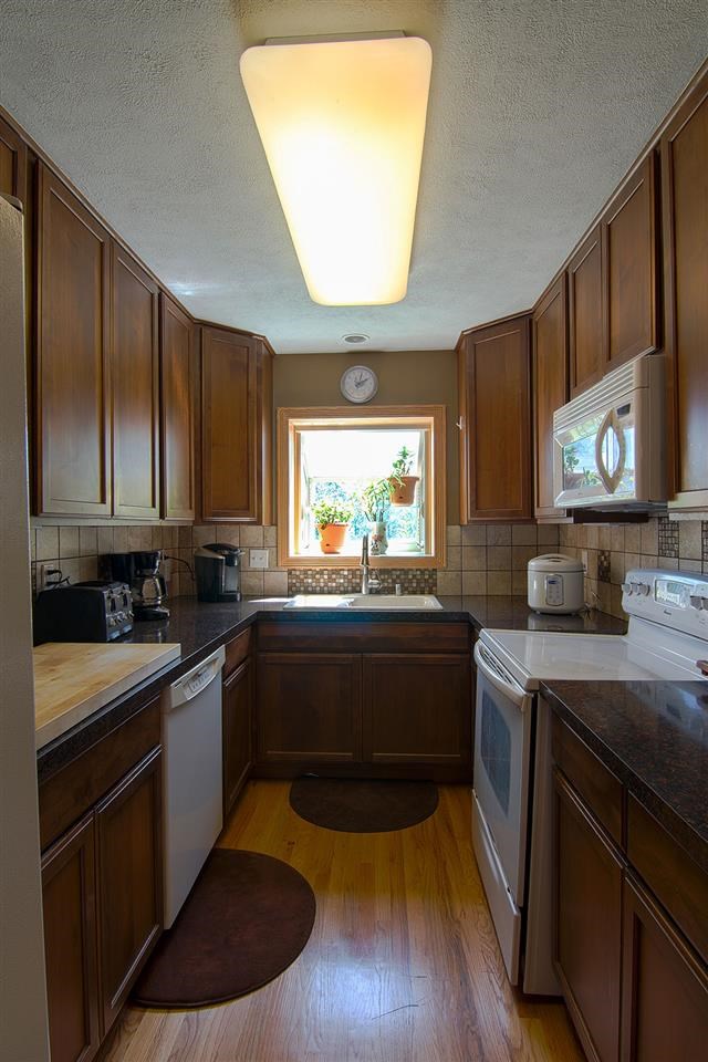 5018 E 18th Court - Photo 8