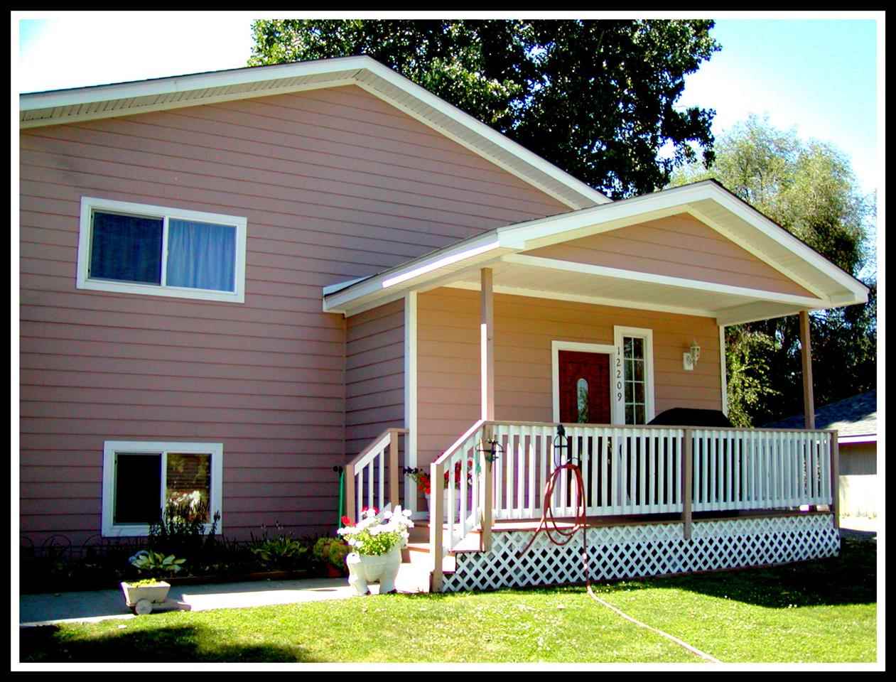 12209 N Main St - Photo 1