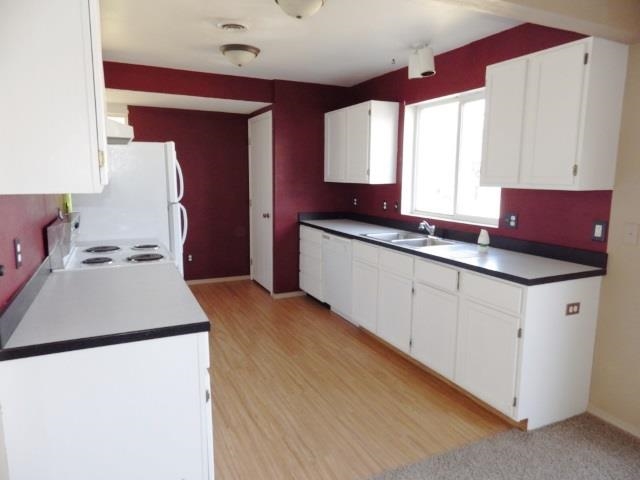 716 S Rebecca St - Photo 5