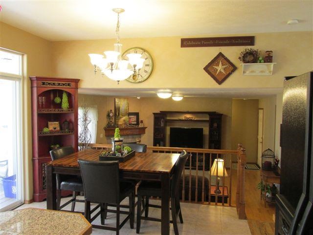 13907 E 31st Ave - Photo 7