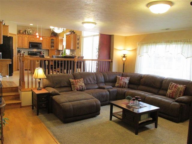 13907 E 31st Ave - Photo 8