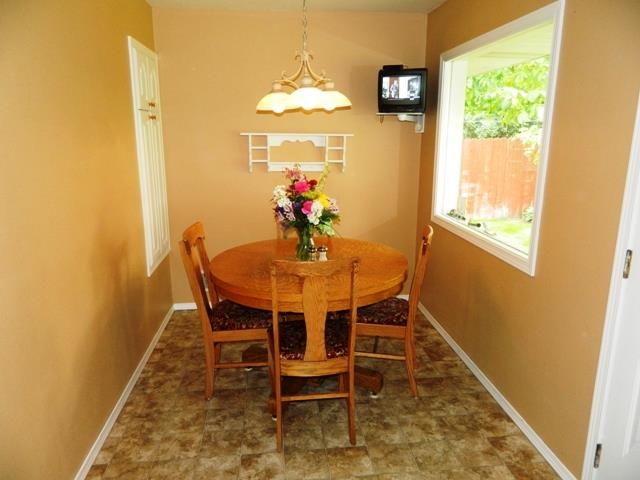 918 E 35th Ave - Photo 7