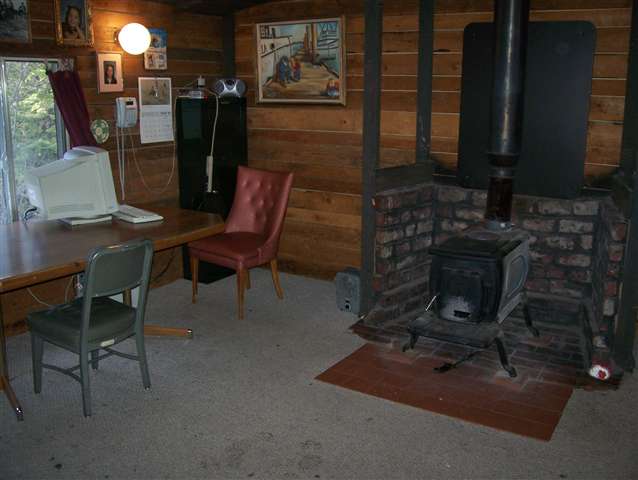 1423 Hill Top Rd - Photo 3