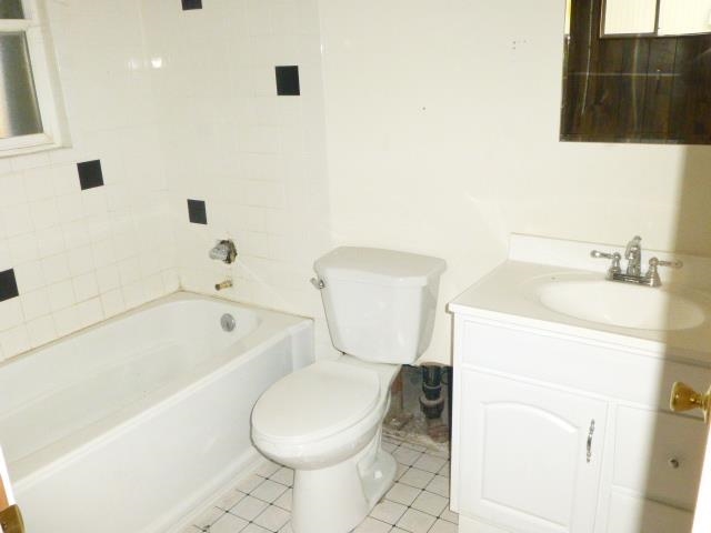3827 E 13th Ave - Photo 12