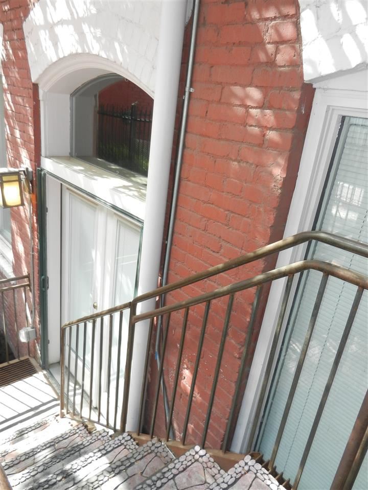 423 W 1st Ave #120 - Photo 4