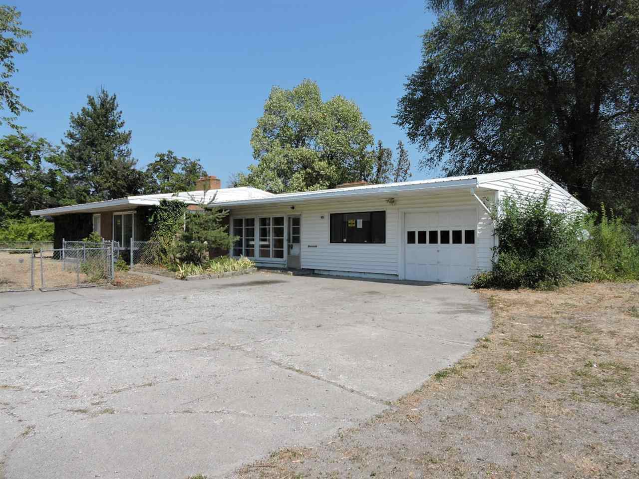 2419 S DISHMAN MICA Rd - Photo 15
