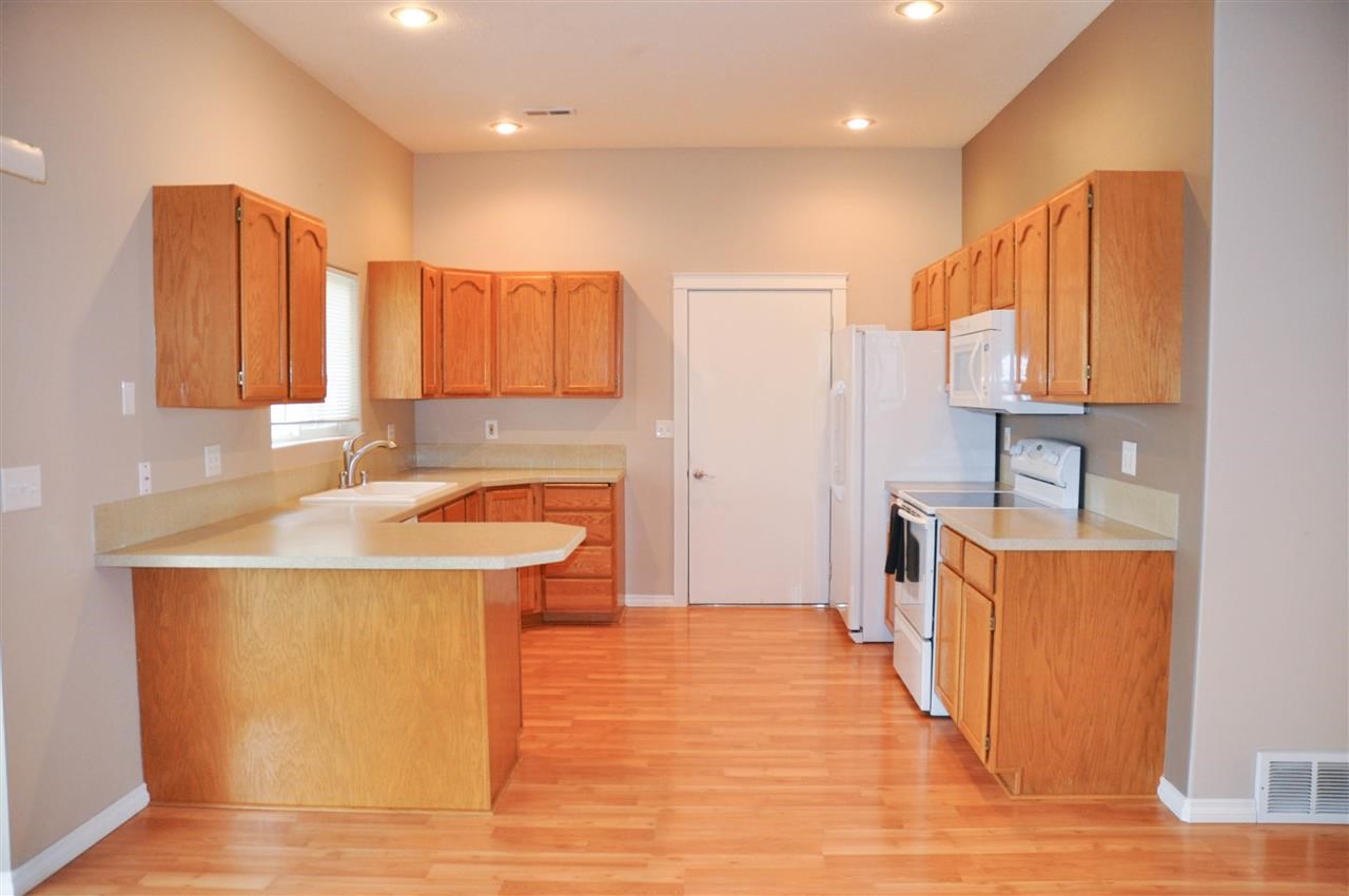 4326 N Sommer Ct - Photo 5