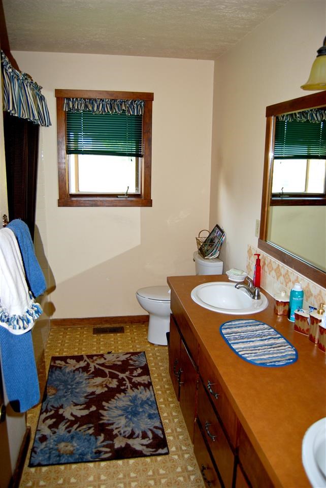 8921 N Lehman Rd - Photo 16