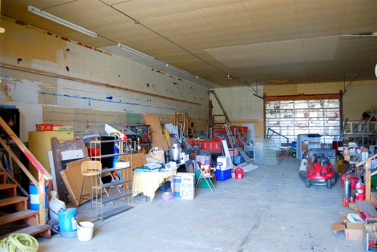 8921 N Lehman Rd - Photo 18