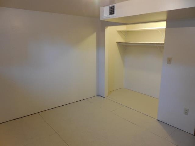 1611 E Rowan Ave - Photo 15