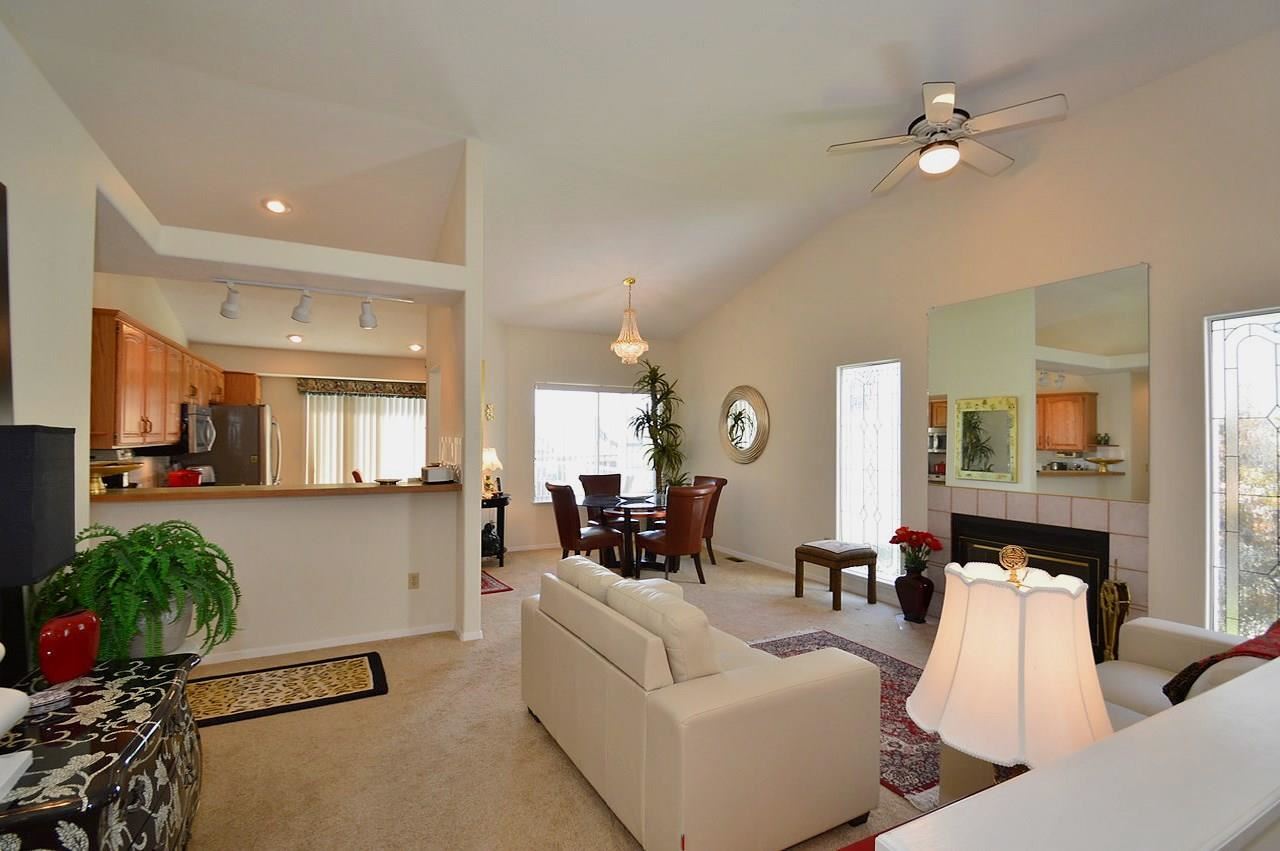 8726 E Boardwalk Ln - Photo 3