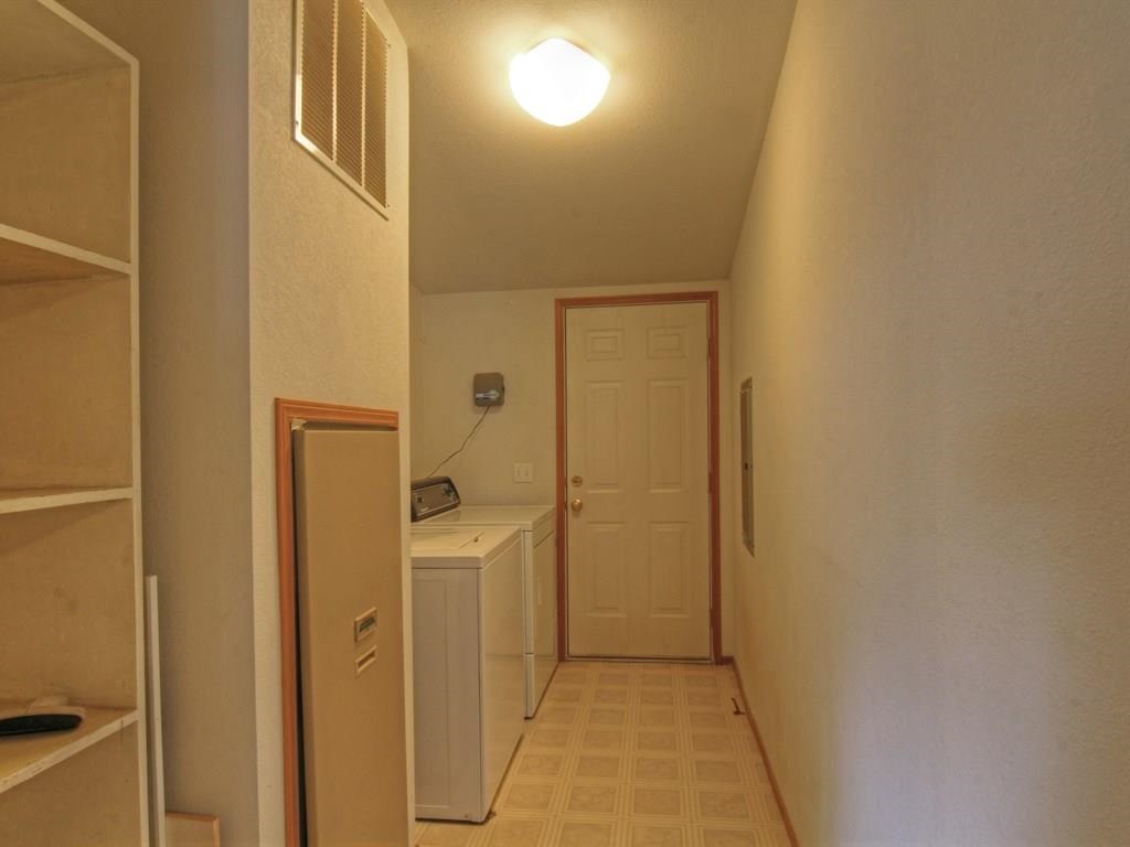 17312 E 3rd Ave - Photo 12