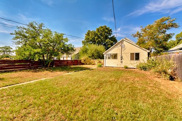 1914 E CATALDO St - Photo 16