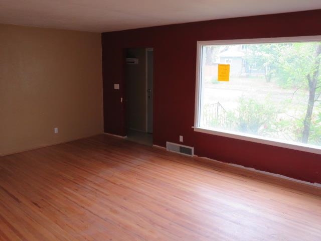 1708 E Bridgeport Ave - Photo 4