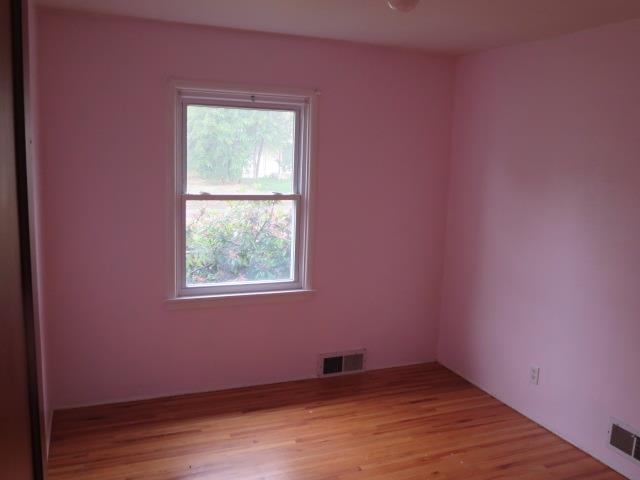 1708 E Bridgeport Ave - Photo 9